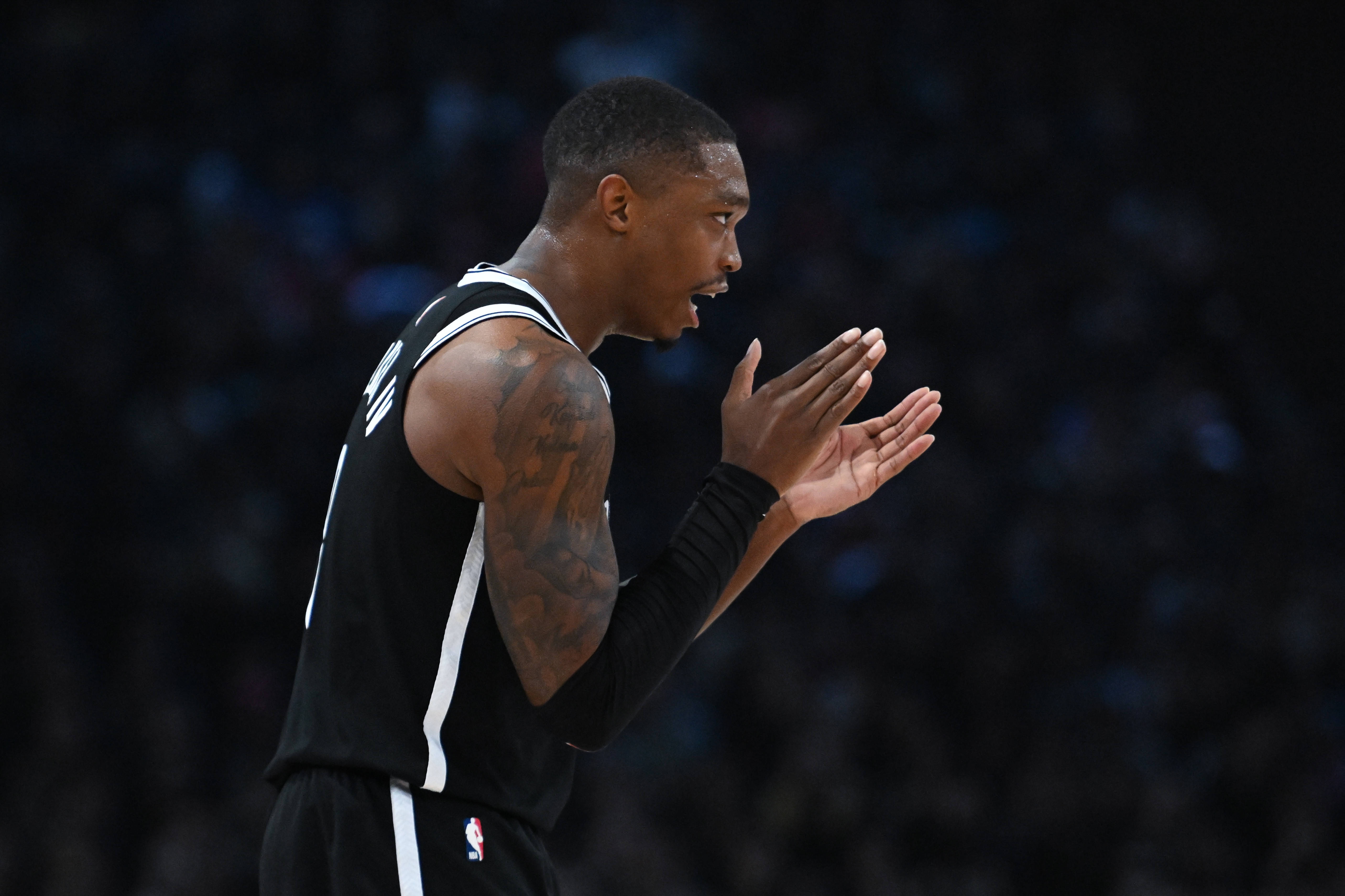 重返NBA!Shams:朗尼-沃克同意与76人签下2年370万美元合同